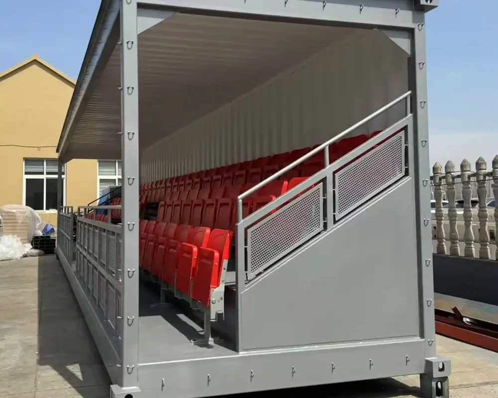 Mobile Grandstand Container with Roof and Steps for Concerts and Sporting Events - 图片 3